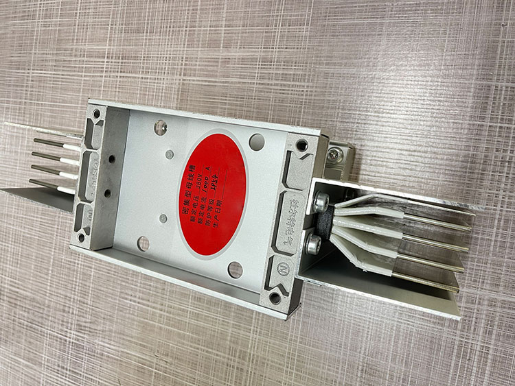 南寧母線槽生產(chǎn)廠家告訴你母線槽的幾大優(yōu)勢和價(jià)格情況